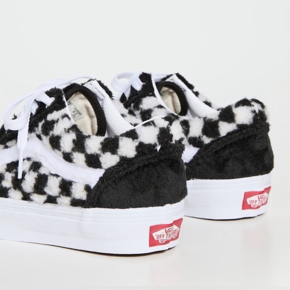 NWT VANS checkerboard sneakers - Picture 4 of 11
